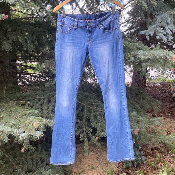 SOFT! Lucky Brand Bootcut Jeans - Picture 1 of 16